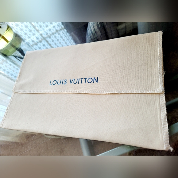 Louis Vuitton Fold Over Dust Bag 10.5"×6.5" - Picture 6 of 8